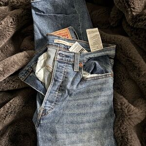 Levi's Women’s Ribcage Straight Jeans